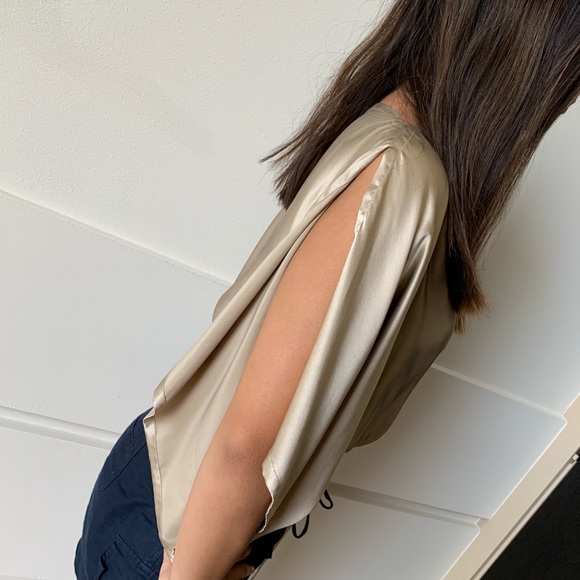 MODA INternational 100%Silk Top Blouse size XXS - Picture 3 of 12